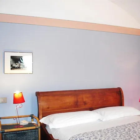 Il Glicine Nocleg ze śniadaniem Zimone